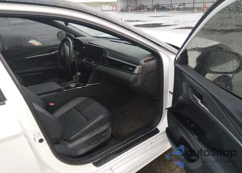 2025 Toyota Camry Xse z USA, uszkodzony, nr VIN 4T1DAACK3SU063151